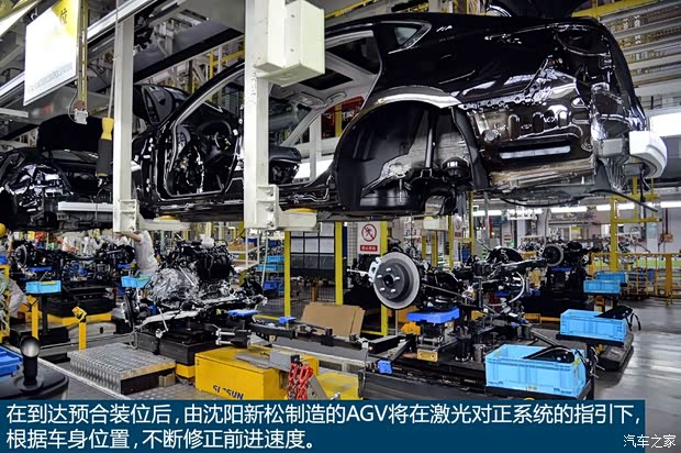 东风英菲尼迪 英菲尼迪Q50L 2015款 2.0T 豪华运动版 东风英菲尼迪 英菲尼迪Q50L 2015款 2.0T 豪华运动版