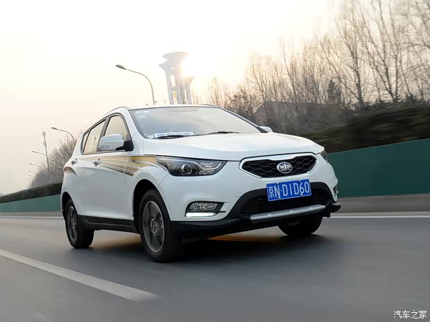 天津一汽 骏派D60 2015款 1.8L 自动尊贵型 天津一汽 骏派D60 2015款 1.8L 自动尊贵型