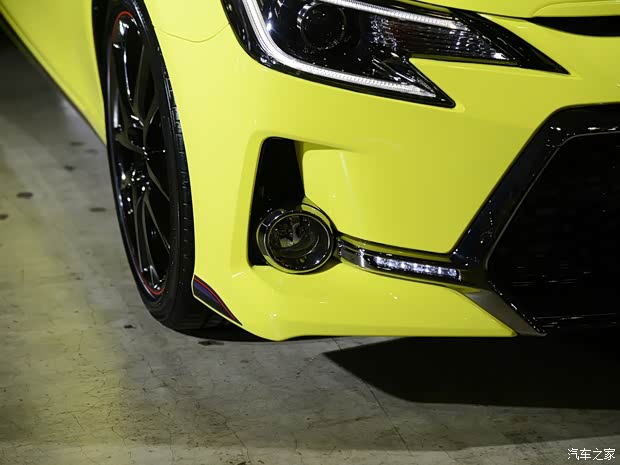 丰田(进口) 锐志(海外) 2015款 基本型 丰田(进口) 锐志(海外) 2015款 基本型