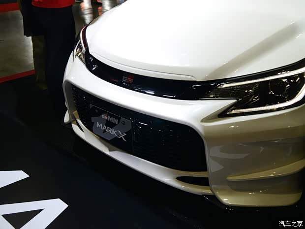 丰田(进口) 锐志(海外) 2015款 基本型 丰田(进口) 锐志(海外) 2015款 基本型