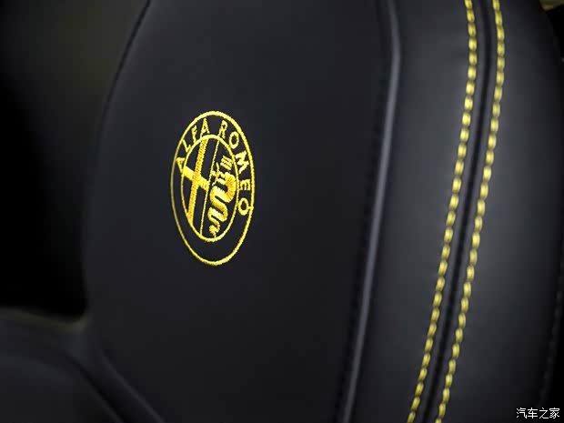 阿爾法羅密歐 ALFA 4C 2015款 Spider