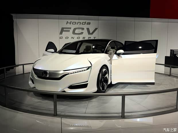 本田(進(jìn)口) 本田FCV 2015款 基本型
