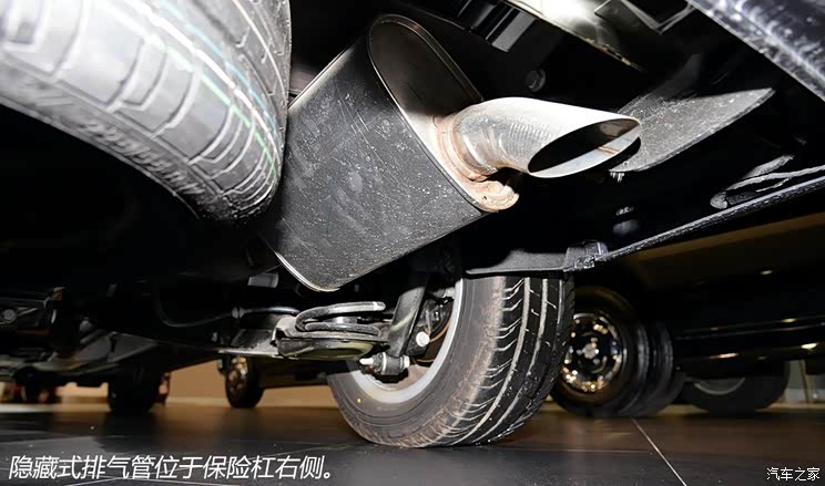 奔驰(进口) 奔驰V级 2015款 基本型 奔驰(进口) 奔驰V级 2015款 基本型