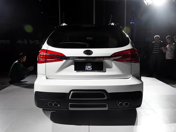 比亞迪 唐 2015款 2.0T 四驅(qū)極速版