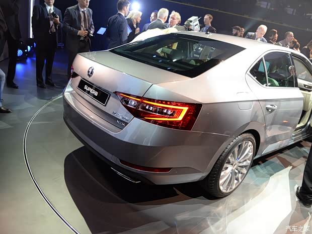 斯柯达(进口) Superb 2015款 基本型