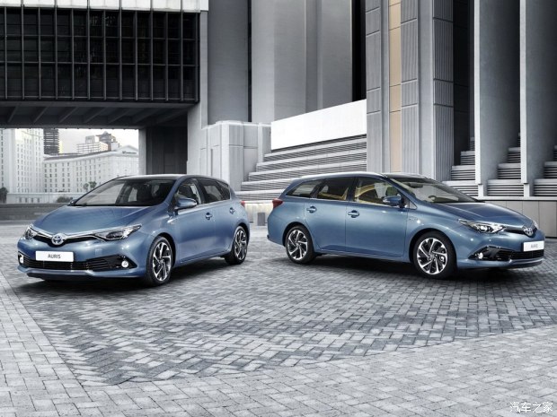 () Auris 2016 Hybrid