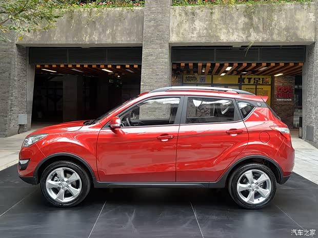 长安汽车 长安CS35 2015款 1.6L 自动尊贵型 国V