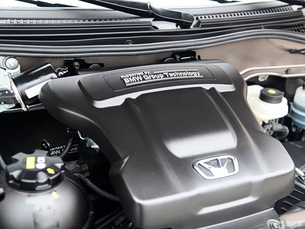 华晨华颂 华颂7 2015款 2.0T 自动旗舰型 华晨华颂 华颂7 2015款 2.0T 自动旗舰型