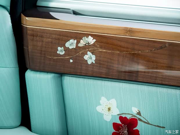 劳斯莱斯 幻影 2015款 Serenity 劳斯莱斯 幻影 2015款 Serenity