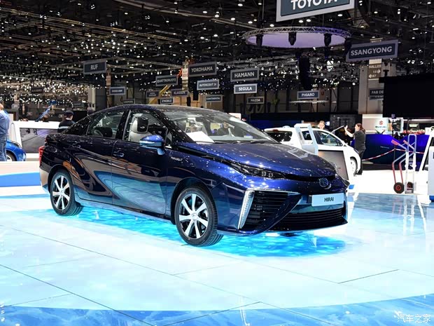 丰田(进口) Mirai 2015款 基本型 丰田(进口) Mirai 2015款 基本型