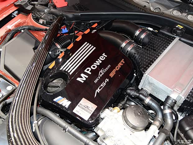 亚琛施纳泽 亚琛施纳泽 M4 2015款 基本型 亚琛施纳泽 亚琛施纳泽 M4 2015款 基本型