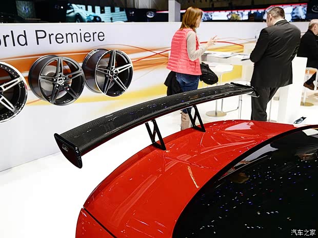 亚琛施纳泽 亚琛施纳泽 M4 2015款 基本型 亚琛施纳泽 亚琛施纳泽 M4 2015款 基本型