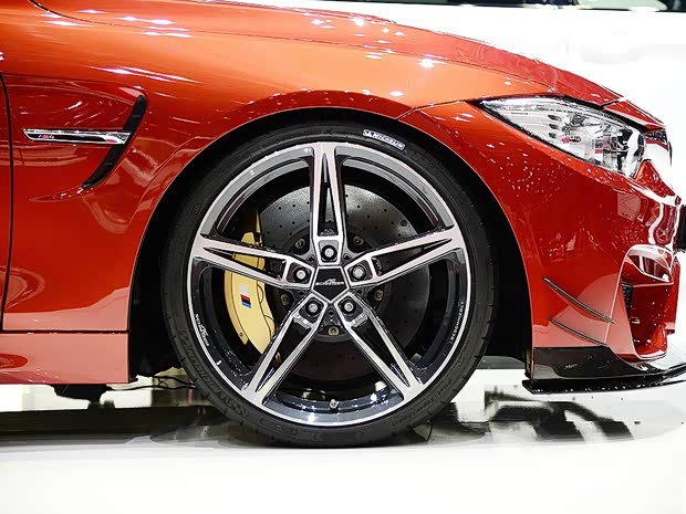 亚琛施纳泽 亚琛施纳泽 M4 2015款 基本型 亚琛施纳泽 亚琛施纳泽 M4 2015款 基本型