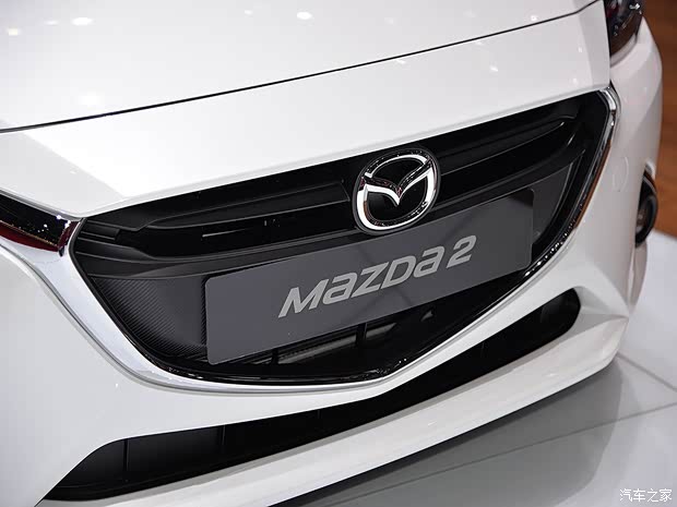 马自达(进口) 马自达2(海外) 2015款 两厢 基本型 马自达(进口) 马自达2(海外) 2015款 两厢 基本型