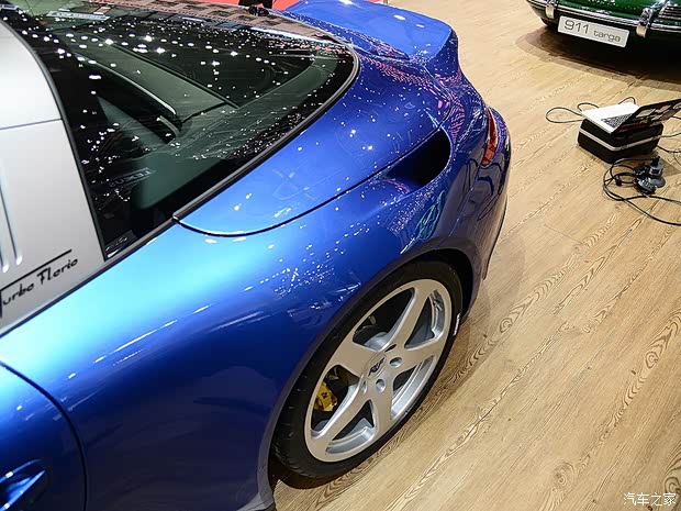 保时捷 保时捷911 2015款 Targa 4 GTS 3.8L 保时捷 保时捷911 2015款 Targa 4 GTS 3.8L