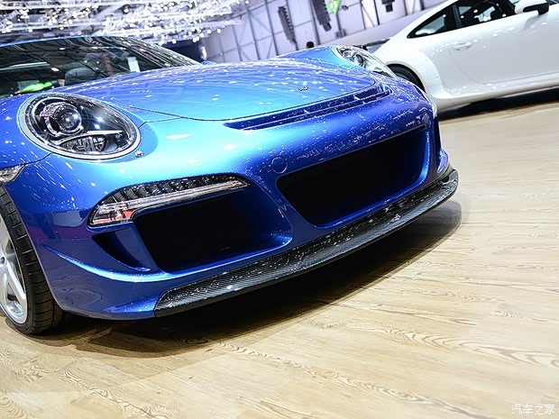 保时捷 保时捷911 2015款 Targa 4 GTS 3.8L 保时捷 保时捷911 2015款 Targa 4 GTS 3.8L