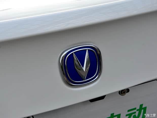 长安汽车 逸动 2015款 纯电动尊贵型