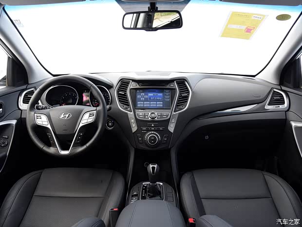 北京现代 全新胜达 2015款 2.4L 自动两驱智能型 5座