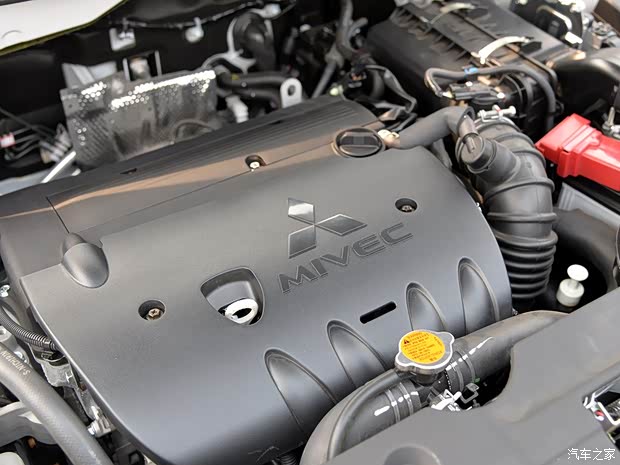 廣汽三菱 勁炫ASX 2015款 2.0L 自動四驅尊貴版