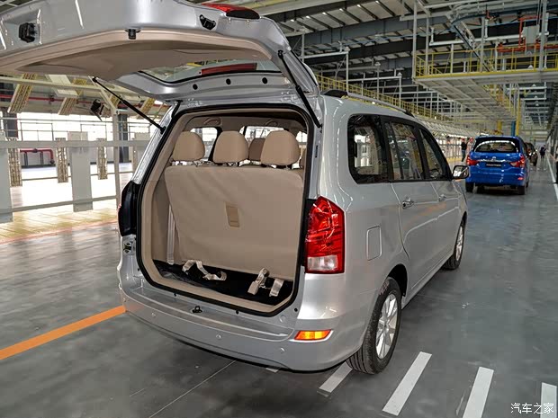 華晨鑫源 華晨金杯750 2015款 1.5L 豪華型 華晨鑫源 華晨金杯750 2015款 1.5L 豪華型