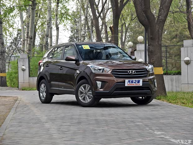 北京现代 北京现代ix25 2015款 1.6L 自动两驱时尚型GS