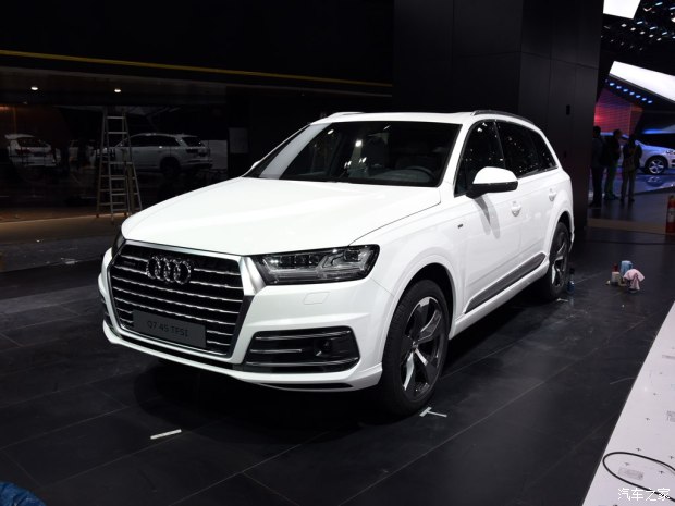 µ() µQ7 2016 45 TFSI quattro