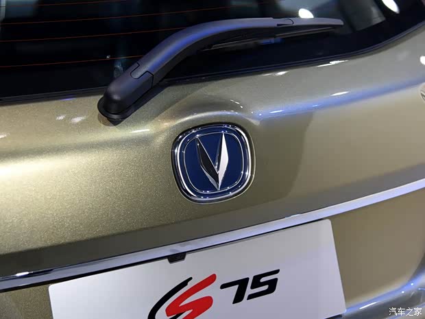 长安汽车 长安CS75 2015款 1.8T 自动四驱基本型