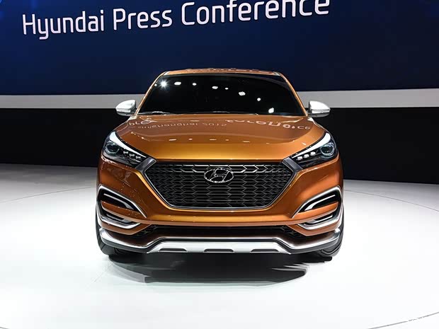 北京现代 途胜 2015款 基本型 北京现代 途胜 2015款 基本型