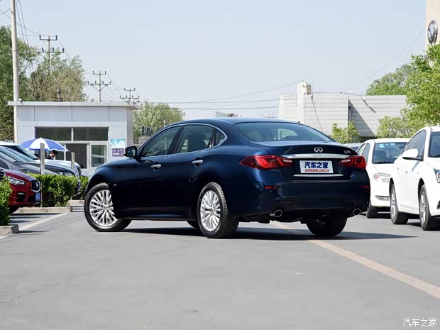 英菲尼迪(进口) 英菲尼迪Q70 2015款 Q70L 2.5L 基本型