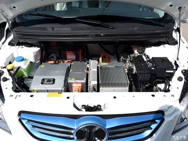 北汽新能源 EV系列 2015款 EV160 轻秀版