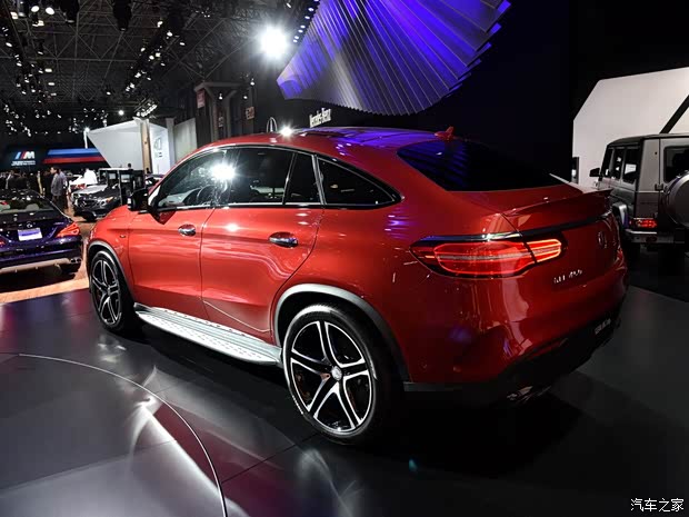 奔馳(進(jìn)口) 奔馳GLE級(jí) 2015款 GLE 450 AMG Coupe 4MATIC