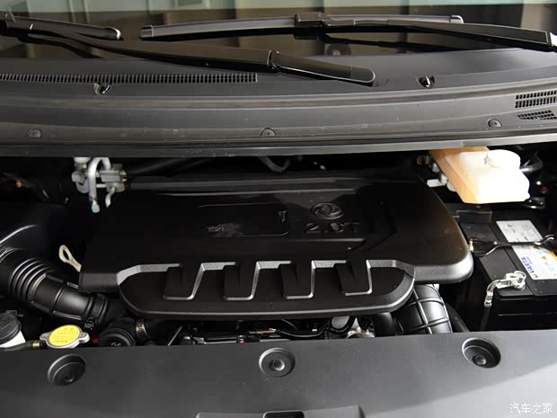 东风风行 风行CM7 2014款 2.0T 豪华型