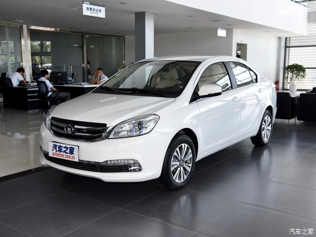 长城汽车 长城C30 2015款 1.5L AMT舒适型