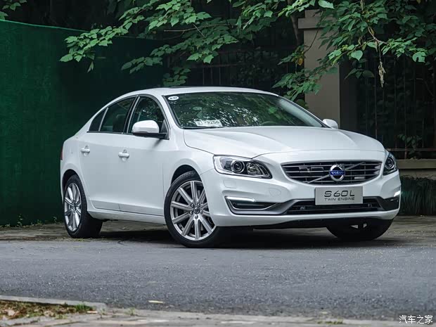 沃尔沃亚太 沃尔沃S60L 2015款 E驱混动 2.0T 智越版 沃尔沃亚太 沃尔沃S60L 2015款 E驱混动 2.0T 智越版
