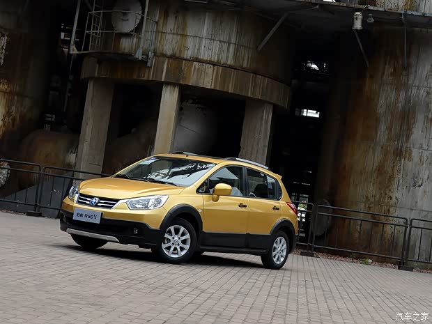 东风日产 启辰R50X 2015款 1.6L 手动北斗导航版