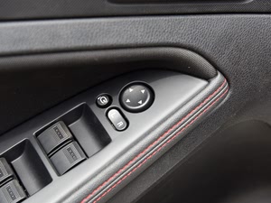 һv vB70 2015 1.8T Ԅ(dng)Ӣ