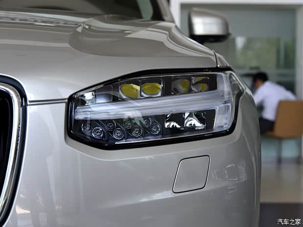 沃爾沃(進口) 沃爾沃XC90 2015款 2.0T T6 智雅版 5座 沃爾沃(進口) 沃爾沃XC90 2015款 2.0T T6 智雅版 5座