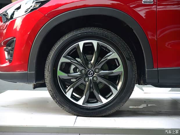 长安马自达 马自达CX-5 2015款 2.5L 自动四驱旗舰型