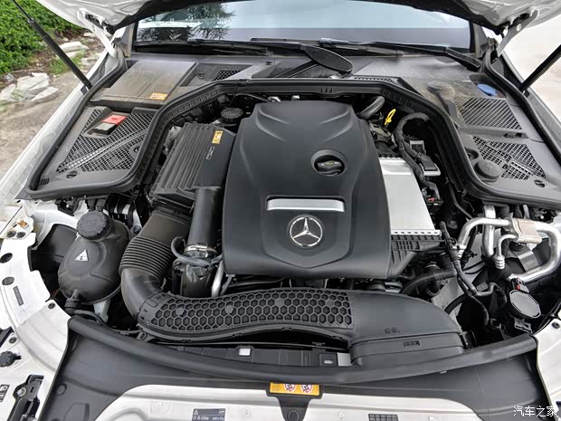 北京奔驰 奔驰C级 2015款 C 300 运动版