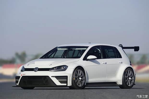 大众(进口) 高尔夫(进口) 2015款 2.0TSI R 大众(进口) 高尔夫(进口) 2015款 2.0TSI R