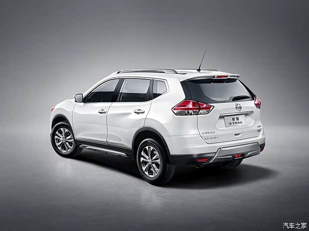 东风日产 奇骏 2015款 2.5L CVT领先MAX版 4WD