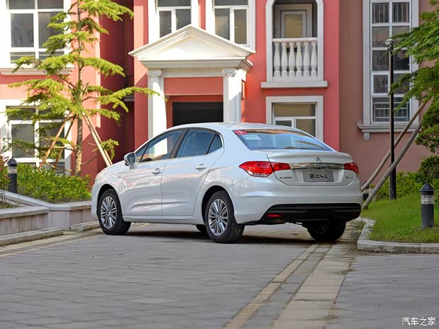 東風(fēng)雪鐵龍 雪鐵龍C4L 2015款 1.2T 基本型