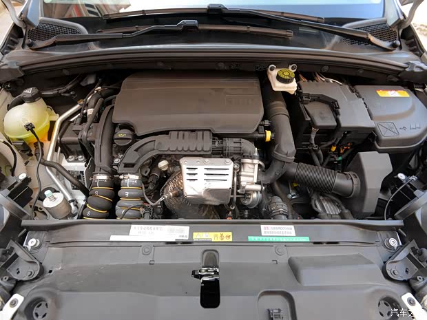 東風(fēng)雪鐵龍 雪鐵龍C4L 2015款 1.2T 自動(dòng)尊貴版