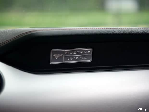 福特(进口) 野马 2015款 5.0L GT 性能版