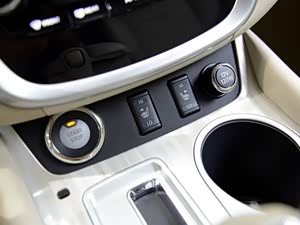 东风日产 楼兰 2015款 2.5T S/C HEV XV 四驱混动旗舰版