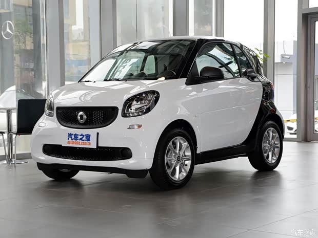 smart smart fortwo 2015款 1.0L 52千瓦硬頂靈動版 smart smart fortwo 2015款 1.0L 52千瓦硬頂靈動版