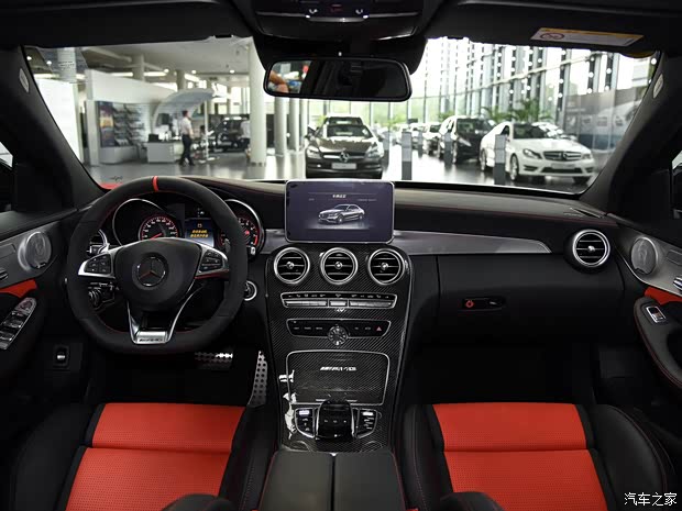 梅賽德斯-AMG 奔馳C級AMG 2015款 AMG C 63 S 梅賽德斯-AMG 奔馳C級AMG 2015款 AMG C 63 S