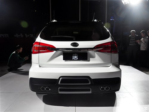 【比亚迪首款混合动力中型SUV唐邀您共赏_