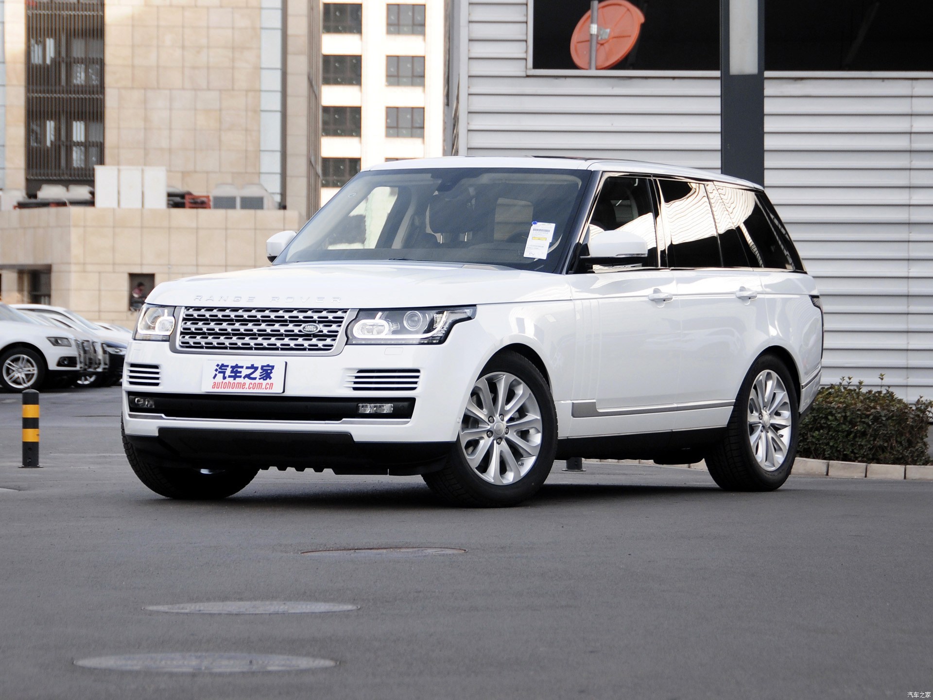 揽胜系列2015款 3.0 V6 SC Vogue