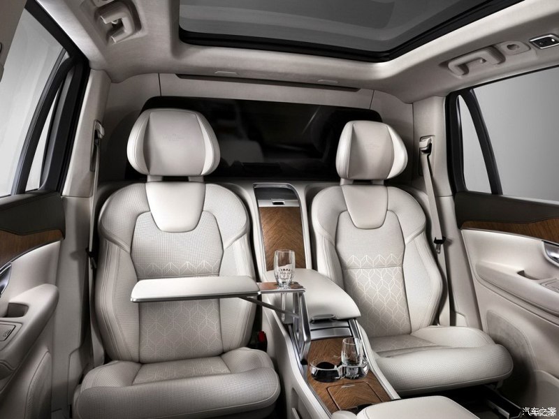 沃尔沃(进口) 沃尔沃xc90 2015款 excellence 车厢座椅 已经是最后一